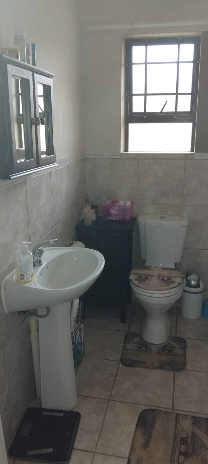 To Let 3 Bedroom Property for Rent in Island View Western Cape
